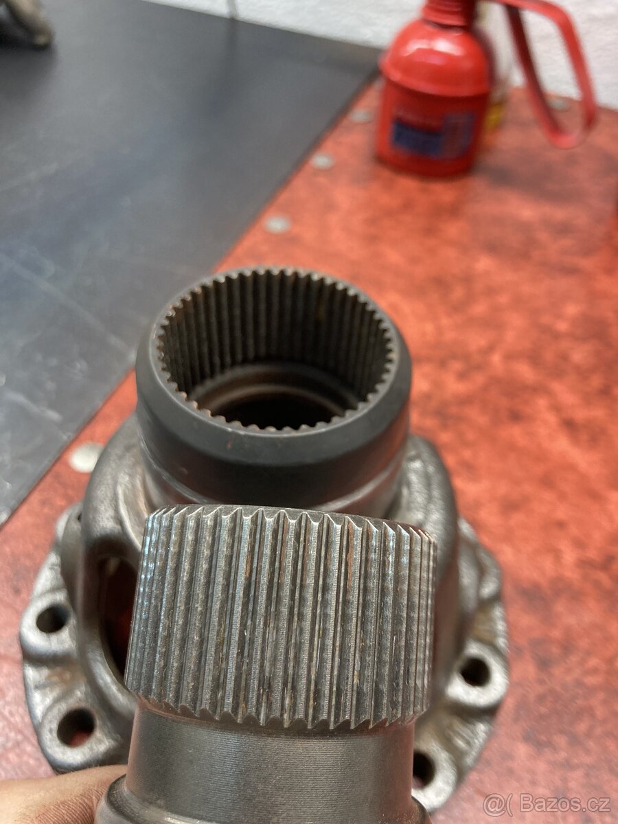 Úhlová rozvodovka Hyundai/Kia pro automatickou převodovku - 2