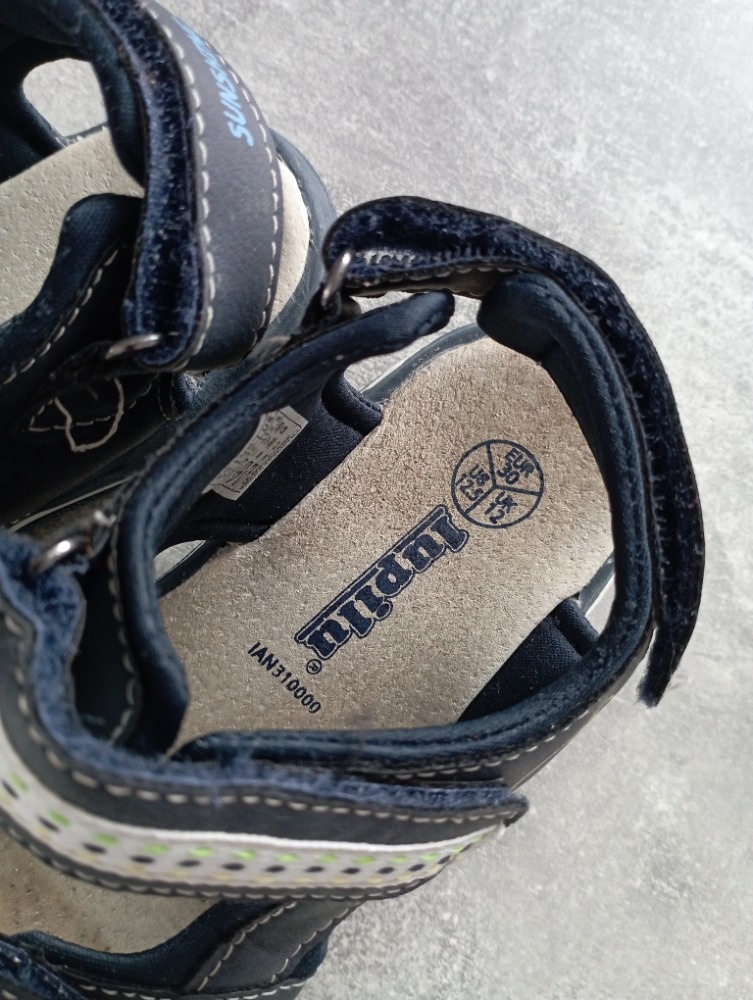 Chlapecké sandály vel. 30 - 2