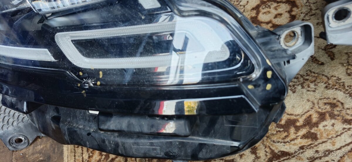 Leve prave svetlo full led range rover velar l560 - 2