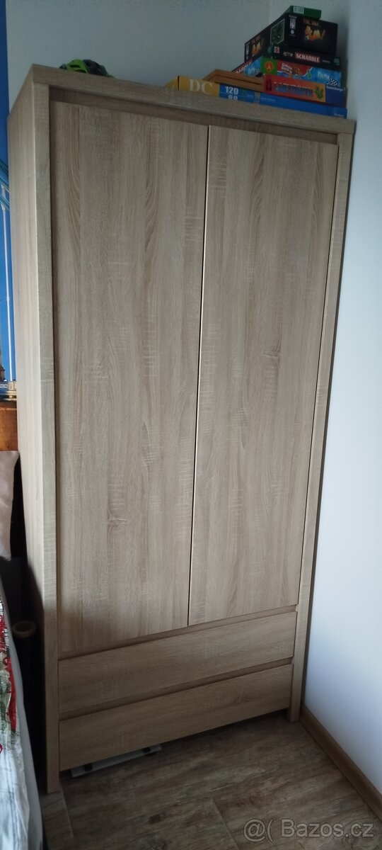 Šatní skříň - 2