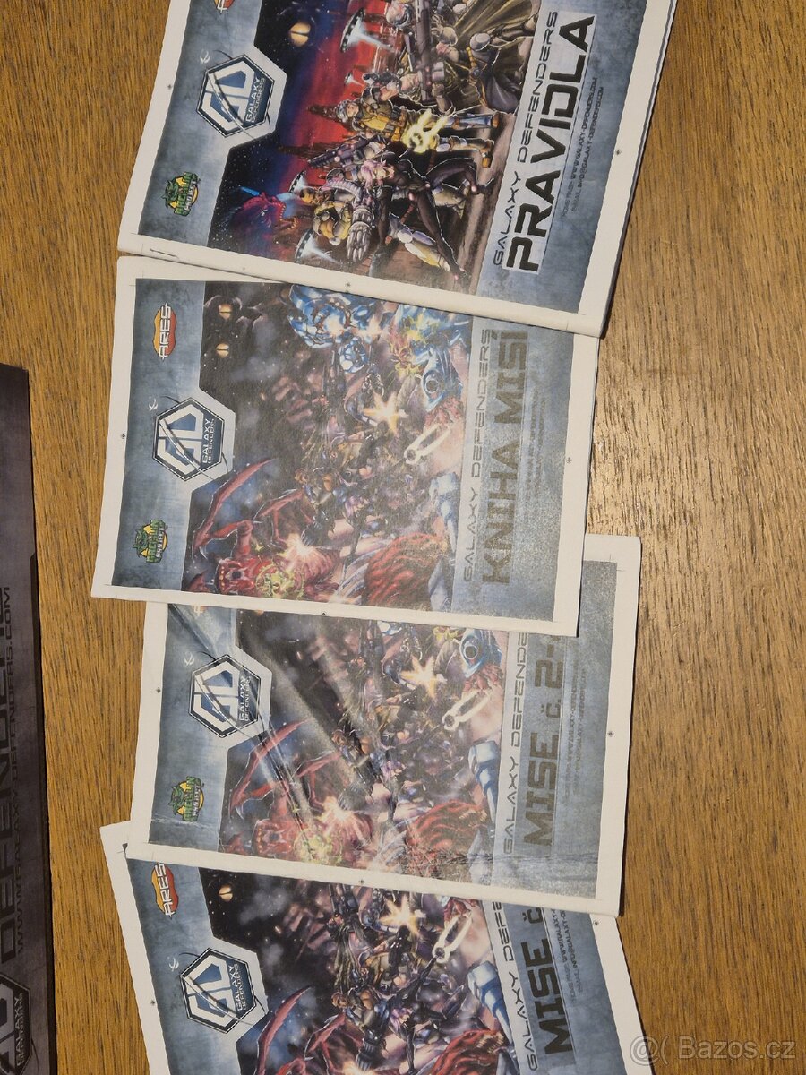 Galaxy defenders - deskova hra - 2