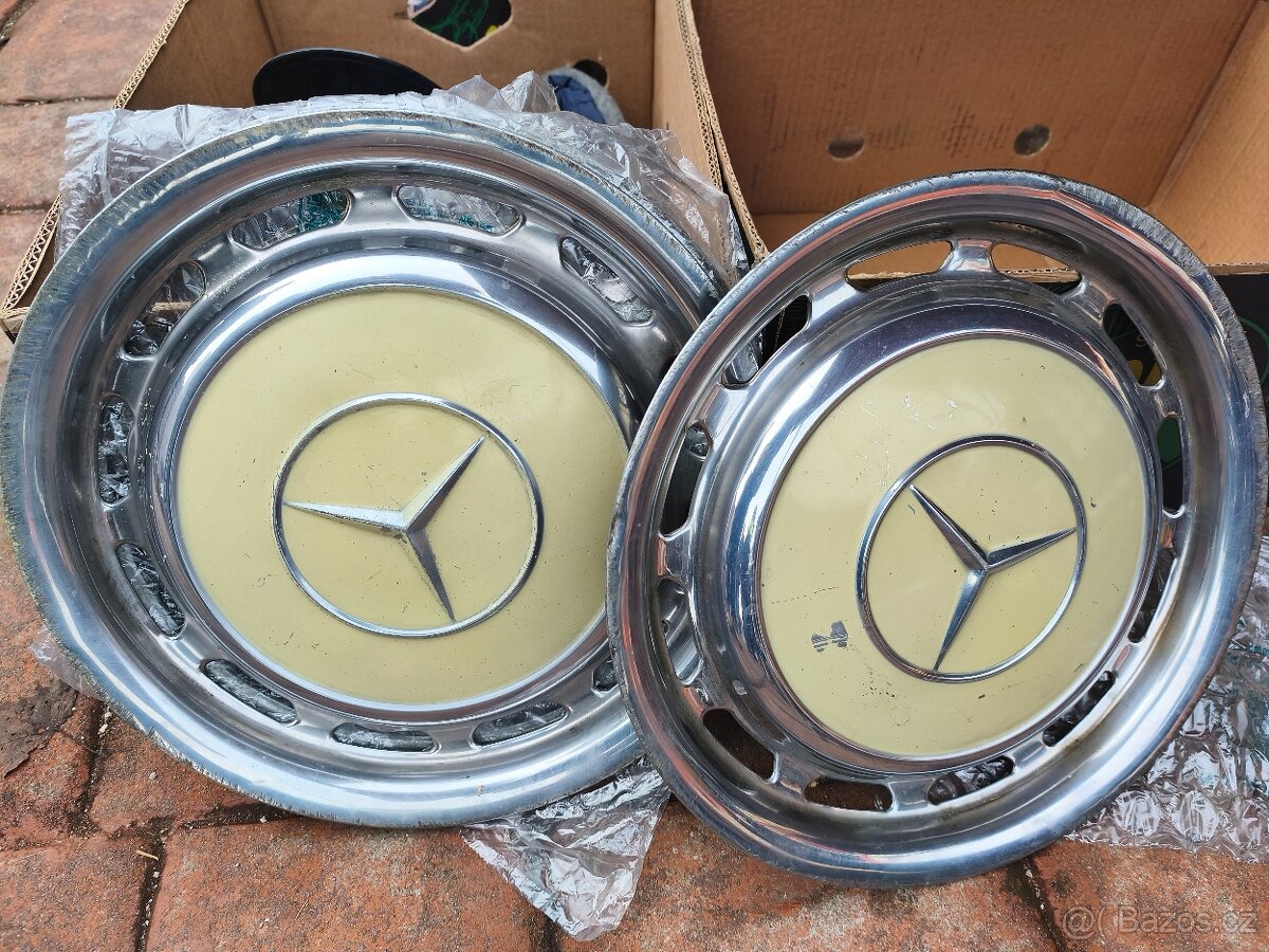 Poklice Mercedes 240d - 2