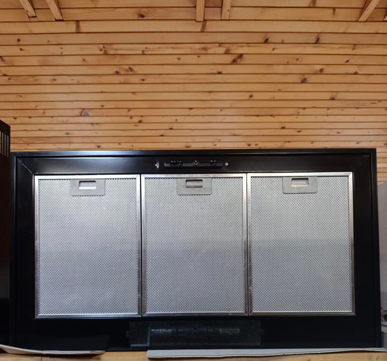 Komínový odsavač par Ardo černý - 2