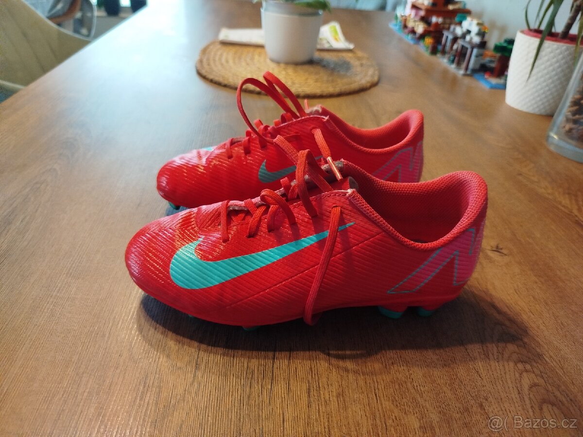 Kopačky Nike 35.5 - 2