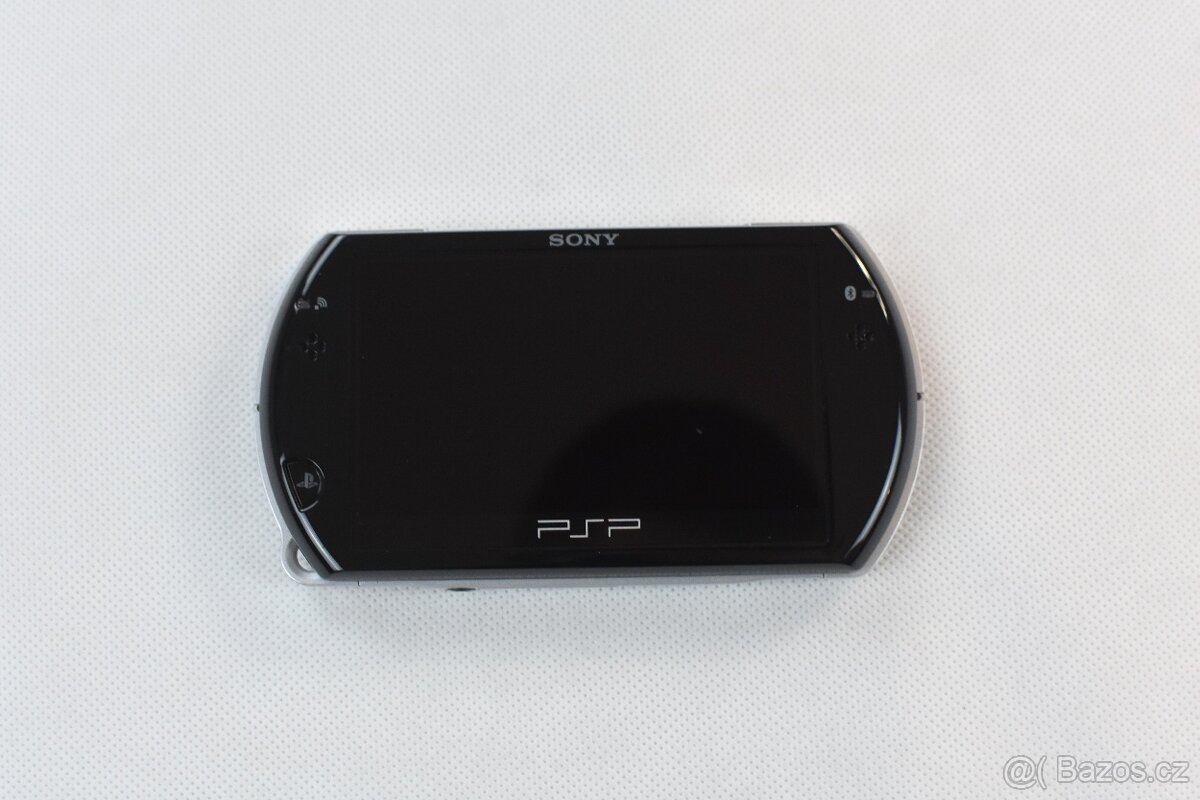 Sony PSP Go - 2