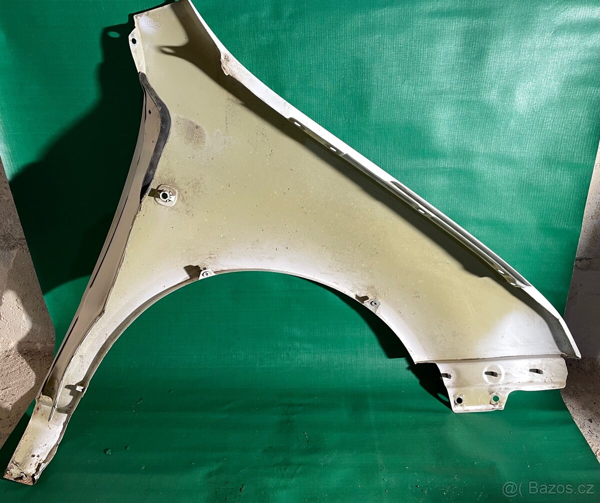 Blatník přední levý Škoda Fabia - 2