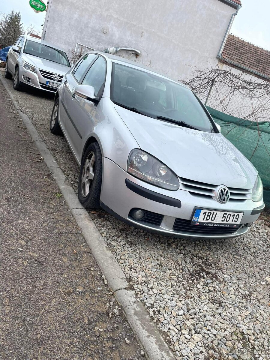 Prodám Volkswagen golf 4 - 2
