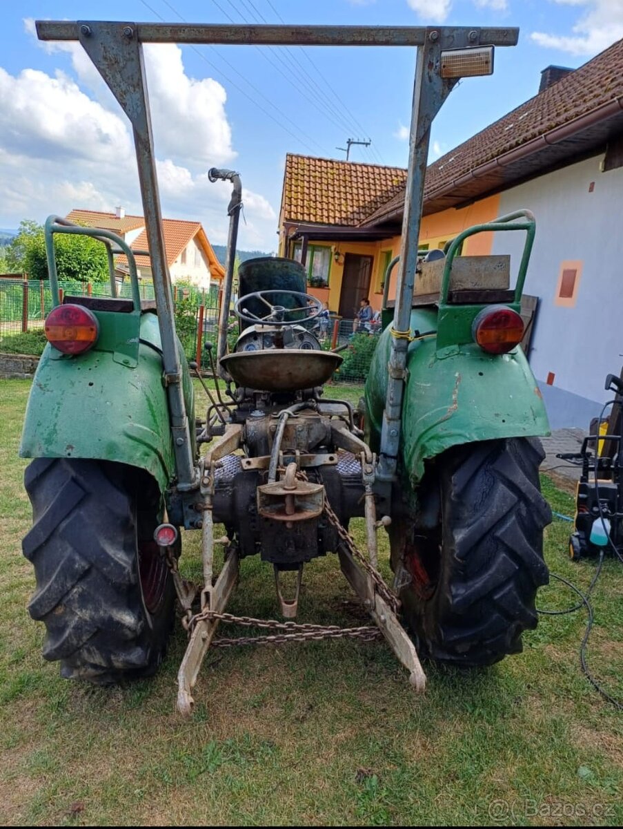 Traktor Eicher Tiger EM 200 - 2