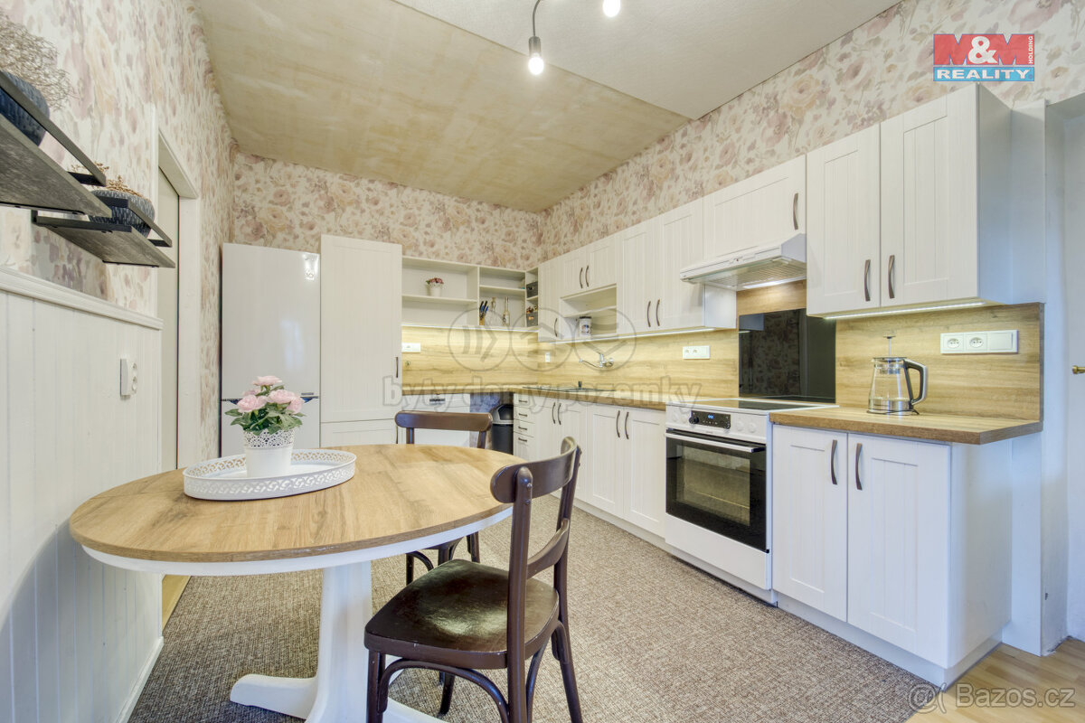 Prodej rodinného domu, 322 m², Výrov, ul. Hadačka - 2
