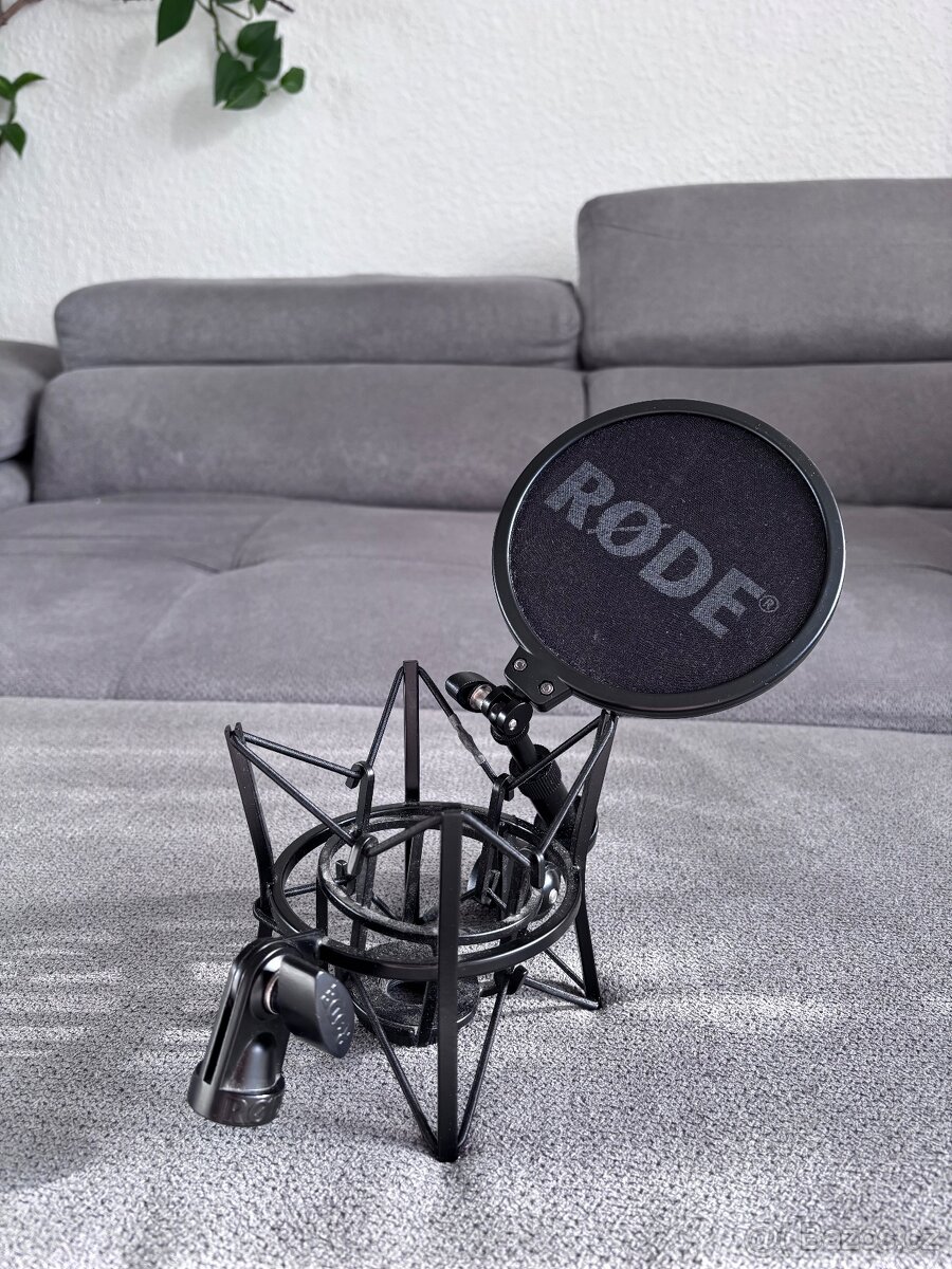 Rode 2A stojan s pop filtrem - 2