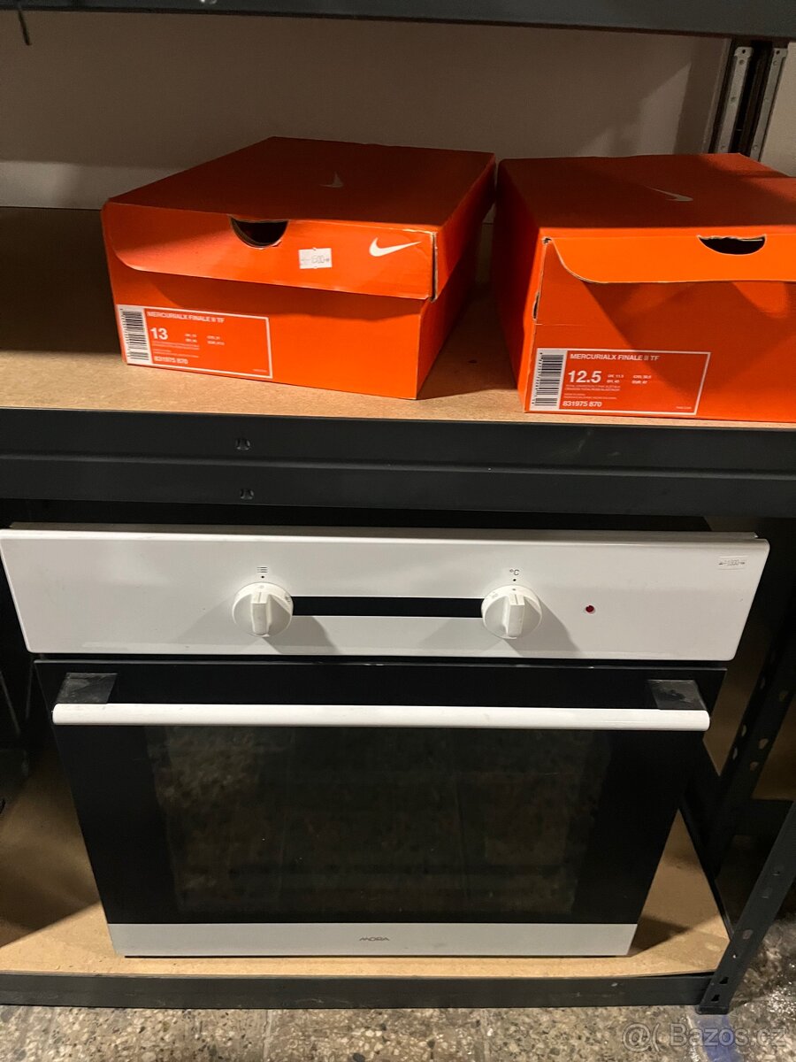 Vestavná elektrická trouba - 2