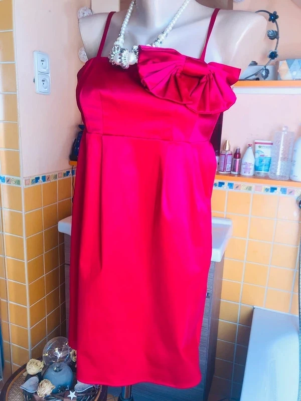 saty# oslavy# spolecenske# cervenesaty# ples# masle - 2