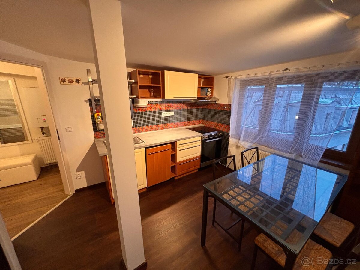 3kk 4 patro s vyhledem na Jested - 2