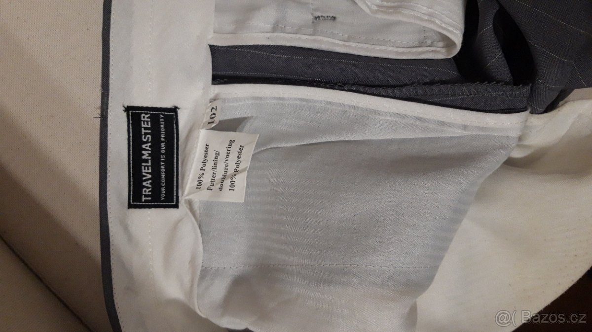 Pánský oblek-šedý s proužkem - 2