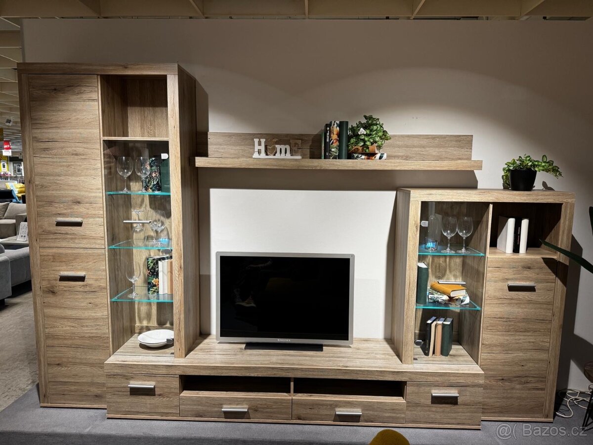 Obývací stěna - 2