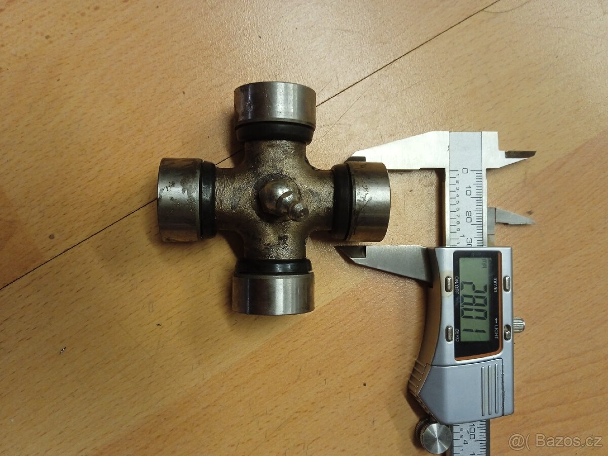 Kardanovy kříž 28x74mm - 2