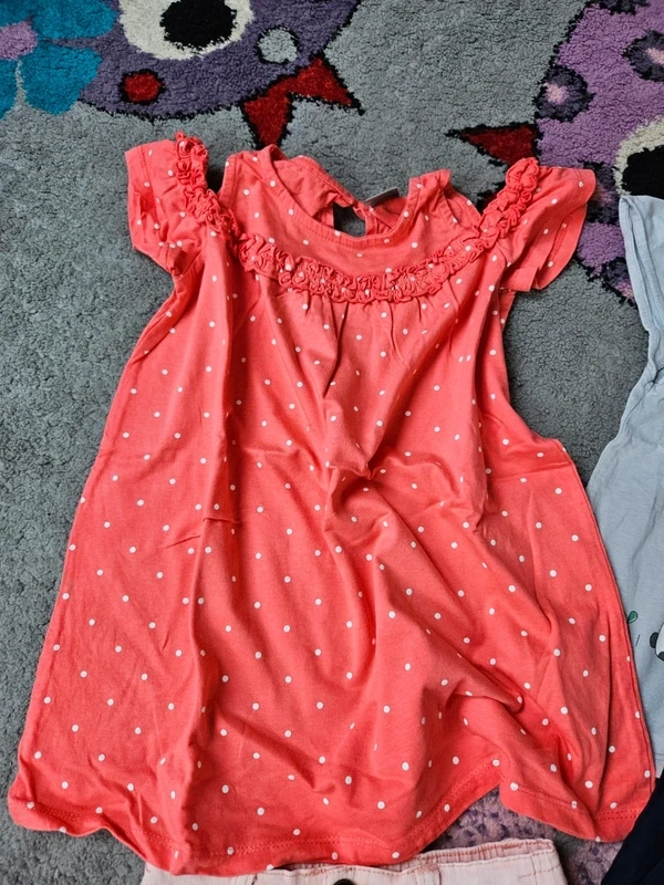 Set oblečení pro holčičku v.110 - 2