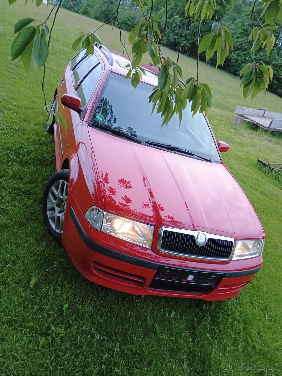 Škoda Octavia combi 1,6 75kw GT - 2