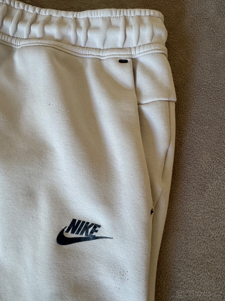 Nike tech flecee kratasy - 2