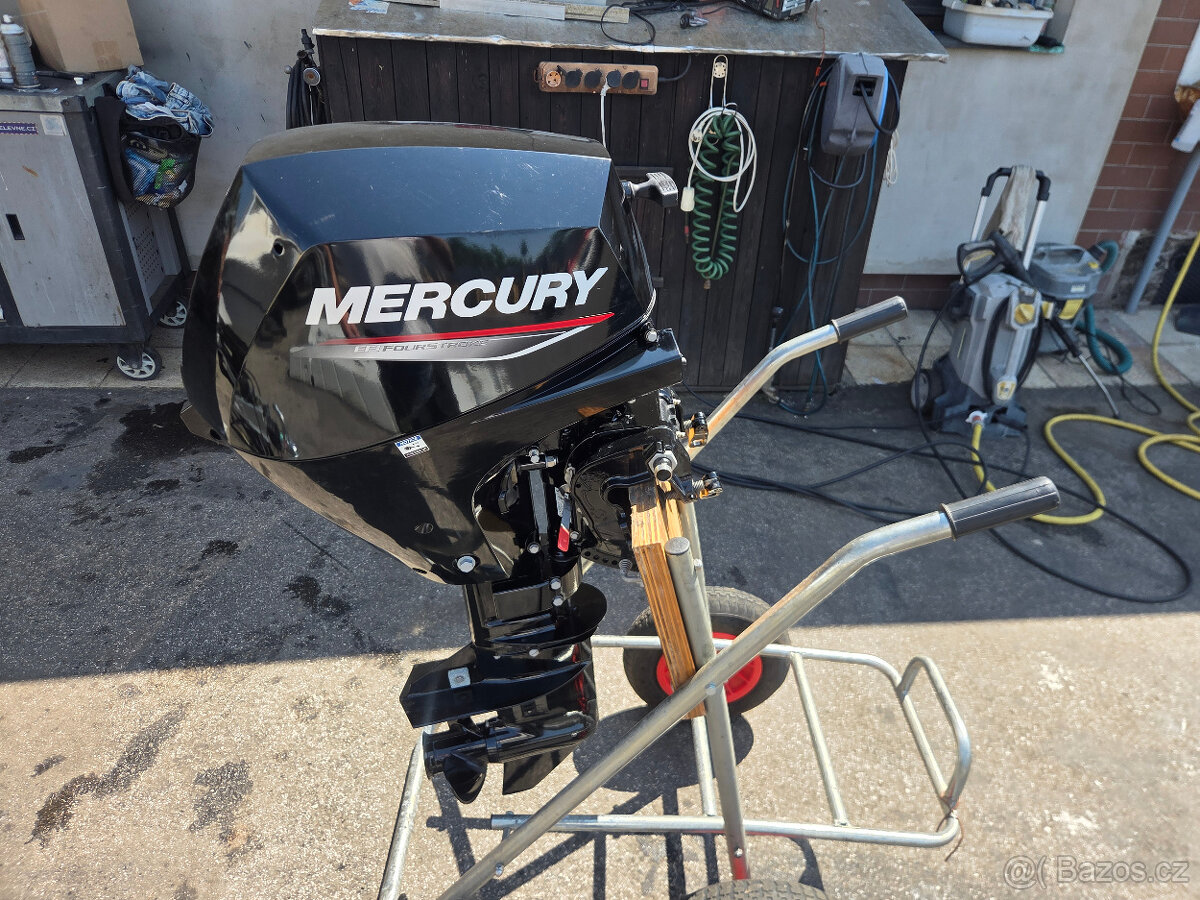 LODNI MOTOR MERCURY 10 - 2