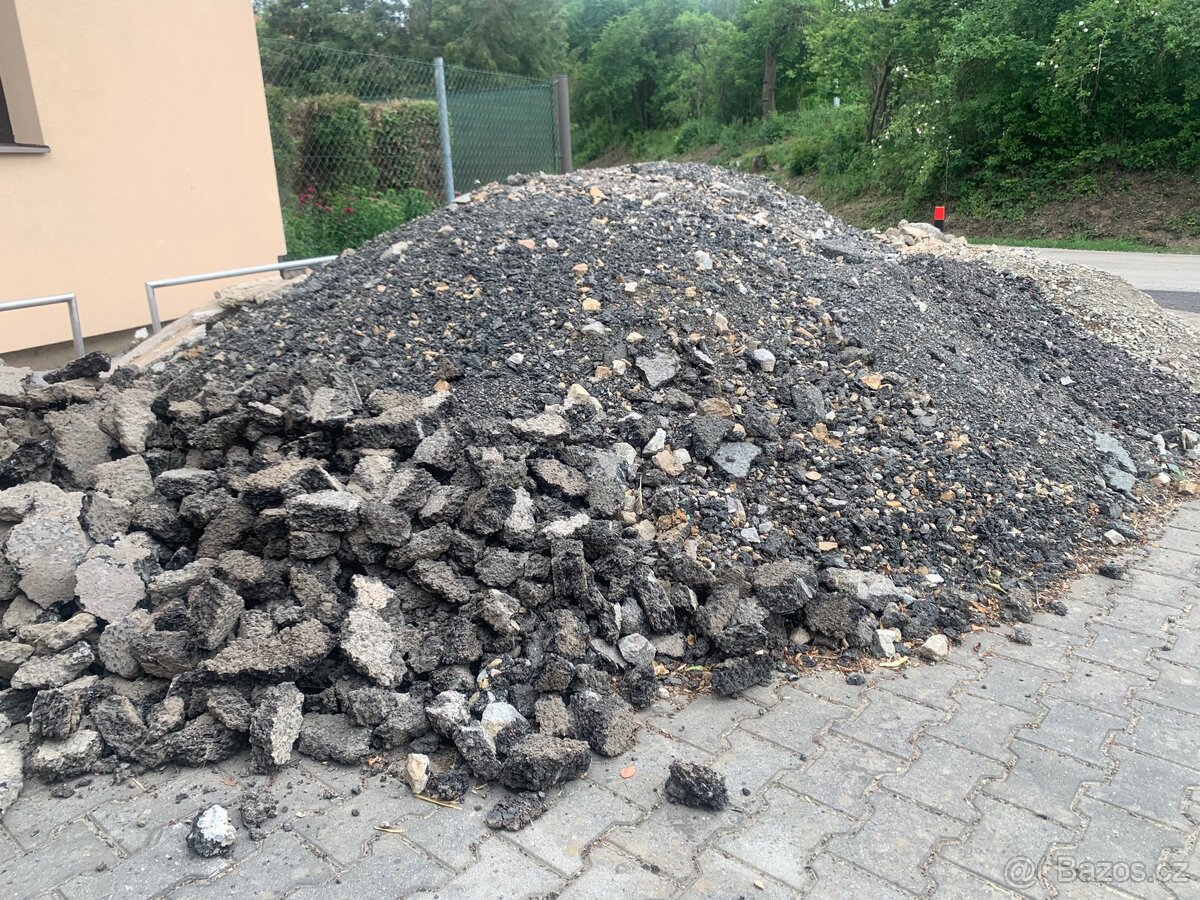 Asfaltový recyklát - 2