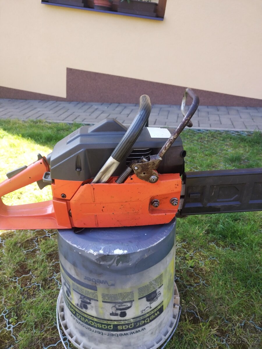 Motorová pila husqvarna 61 - 2