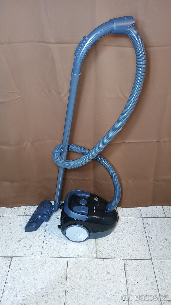 vysavač Sencor SVC 045BK - 2