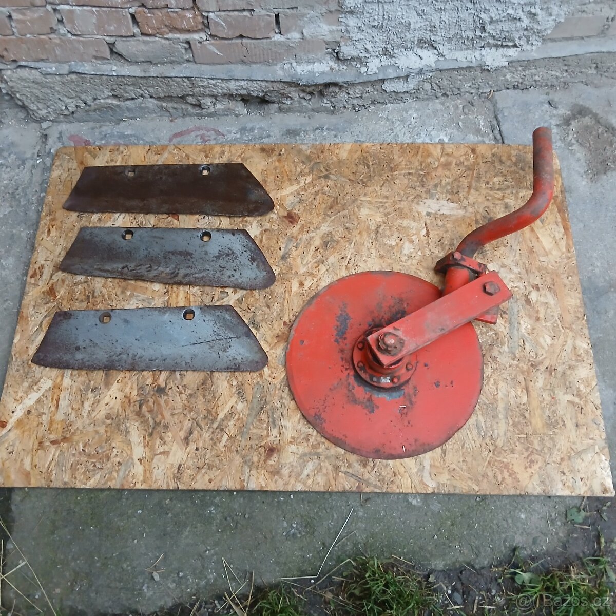 Pluh sklenář ostří pluhu ,krajeci kolo krojidlo - 2
