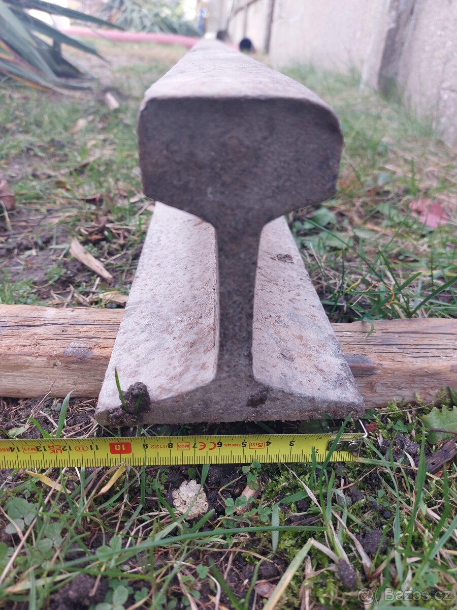 Ocelový "I" profil dl. 2,2m - vhodné pro překlad - 2