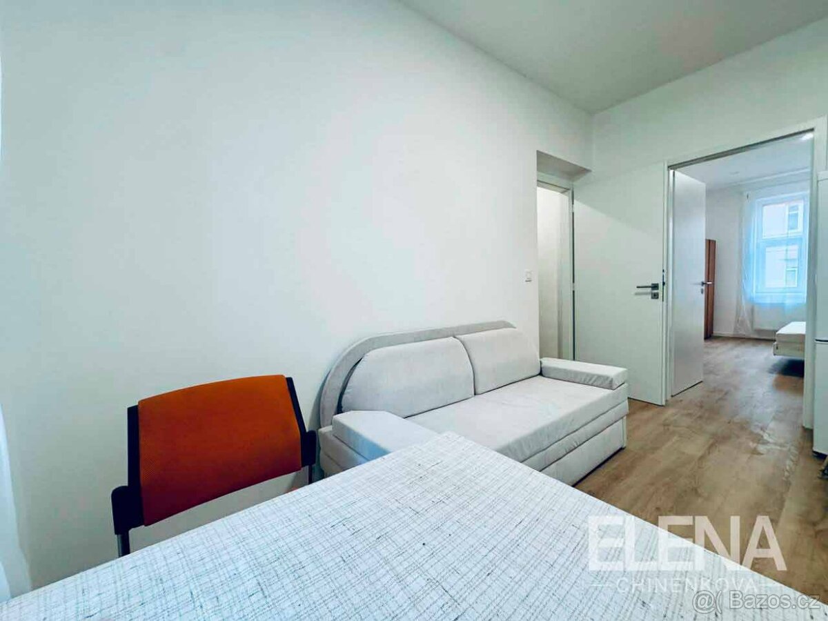 Pronájem bytu 2+kk 40 m² Vítězná, Karlovy Vary - Drahovice - 2