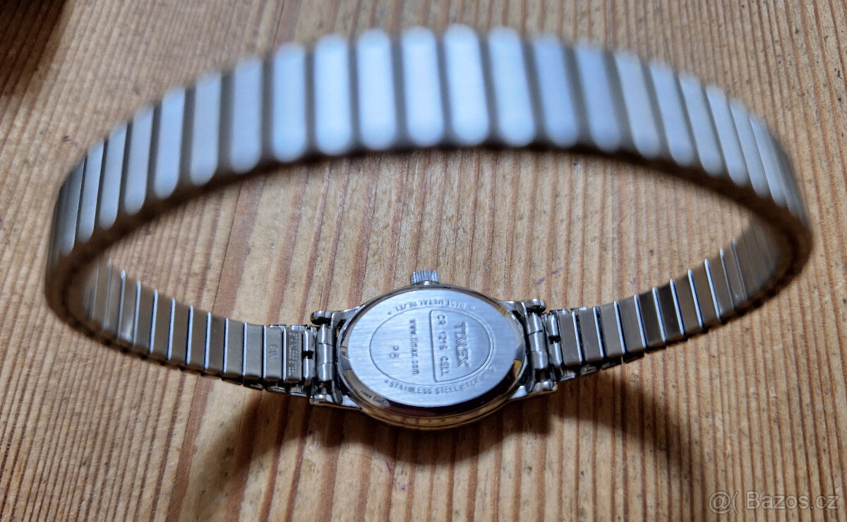 dámské nebo dívčí hodinky zn.Timex - 2
