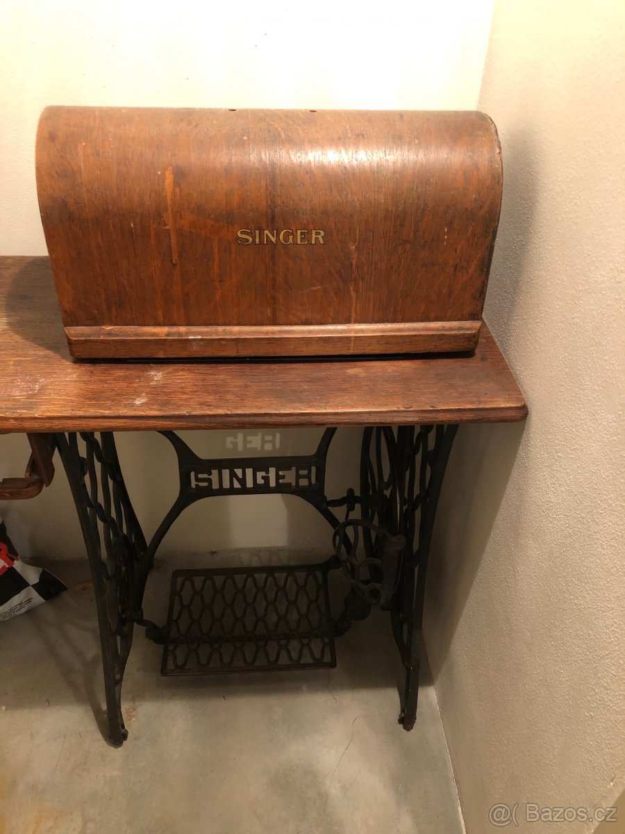 Starožitný šicí stroj SINGER - 2