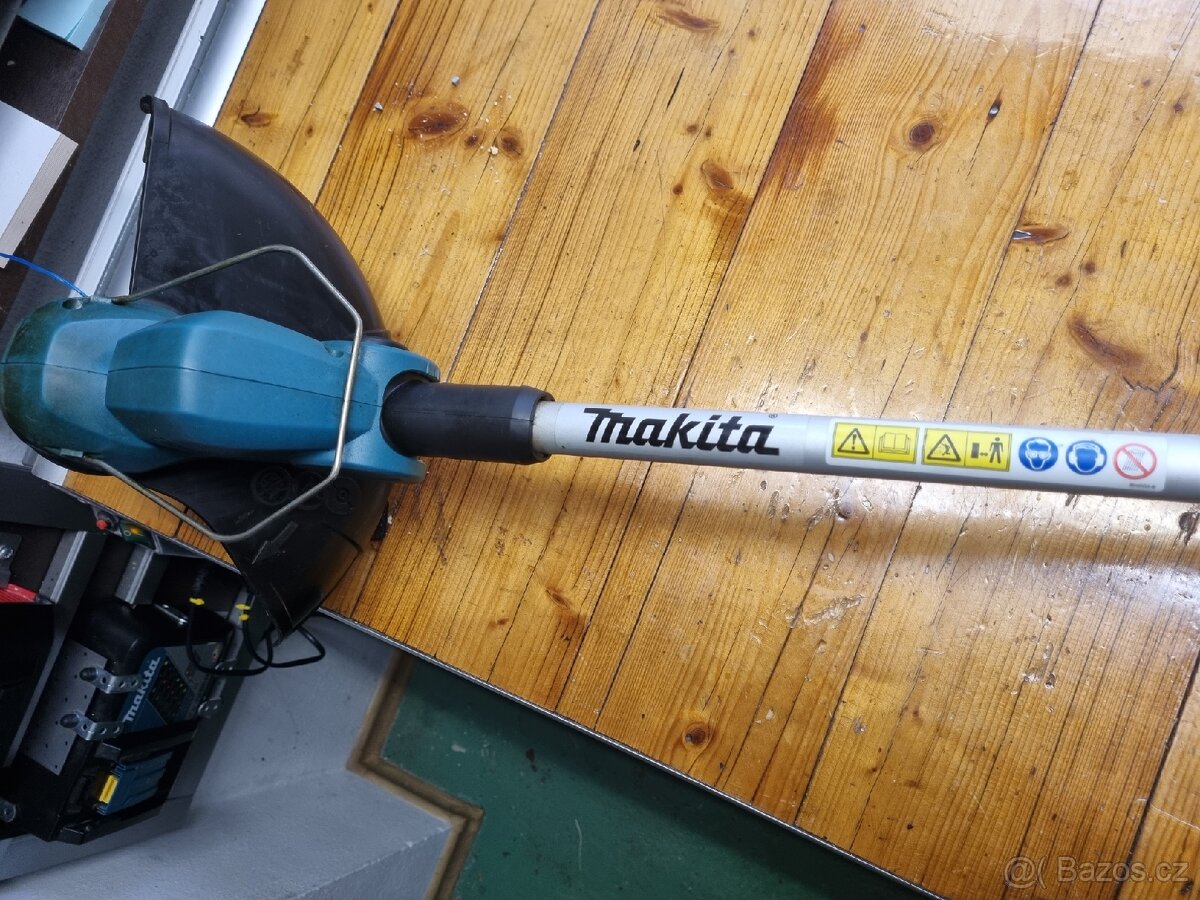 Prodám strunový vyžínač Makita. - 2