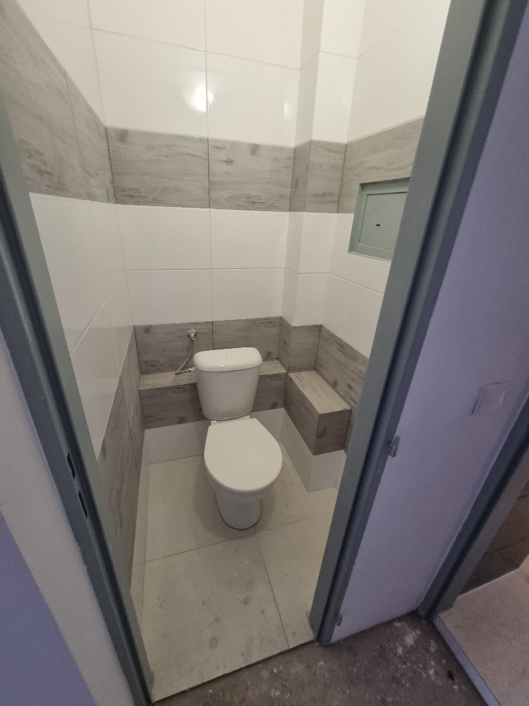 pronájem atypického rozlehlého bytu 1+kk v Olomouci - 2