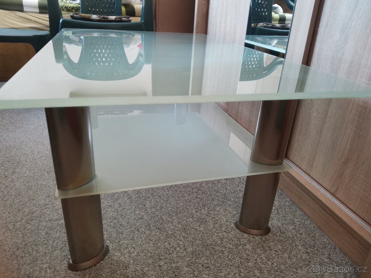 Stůl konferenční - 2