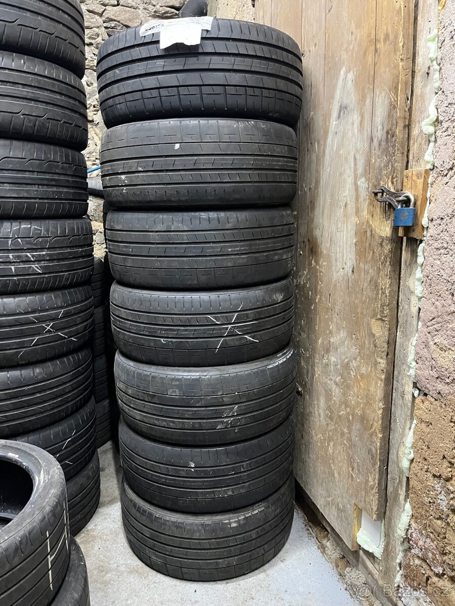 235/35 R19 Pirelli, Goodyear - 2