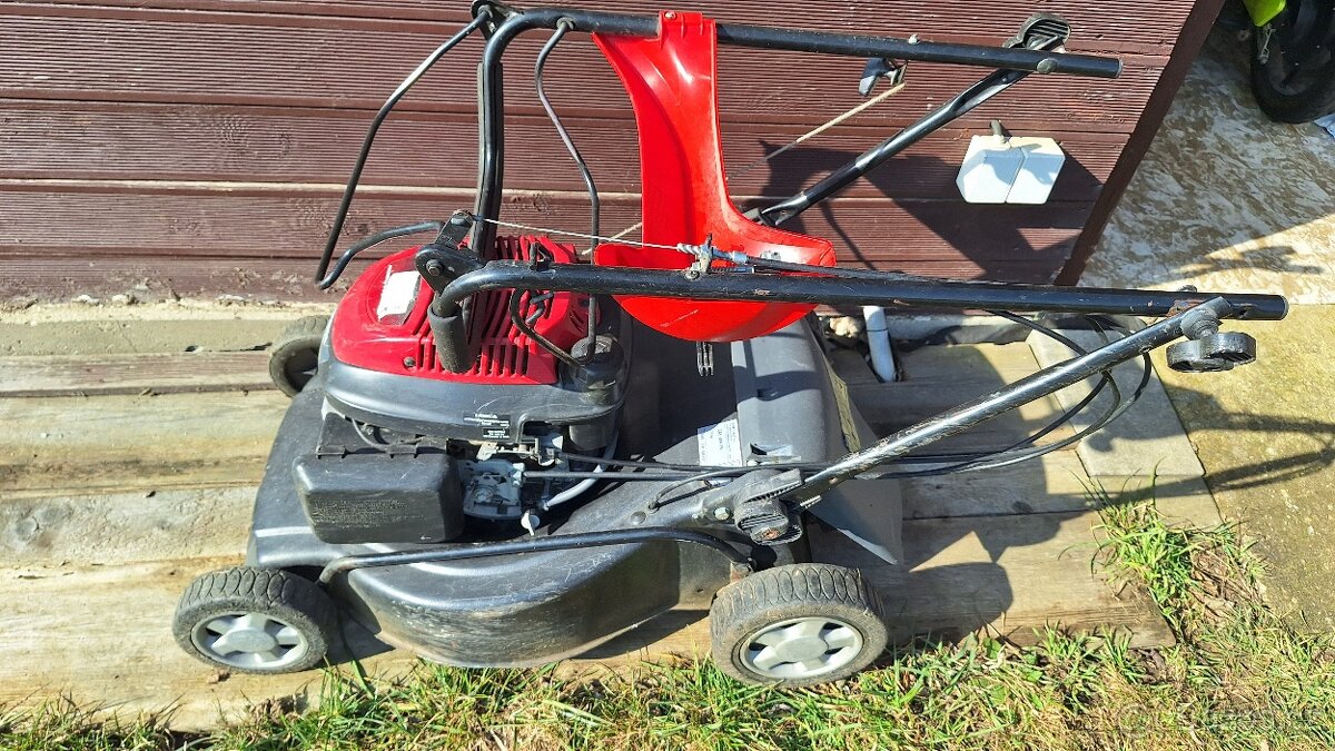 Benzínová sekačka s pojezdem - 2