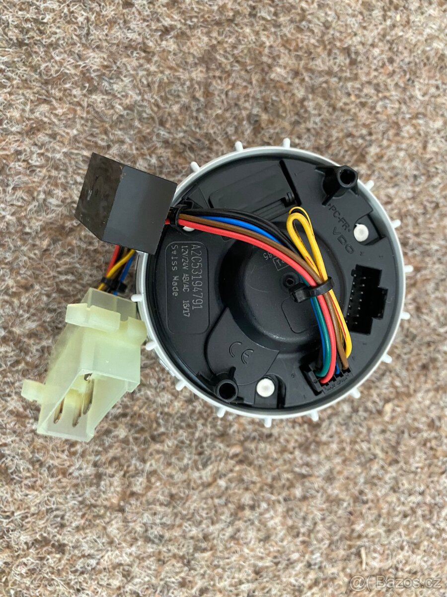 Otáčkoměr s motohodinami - 2