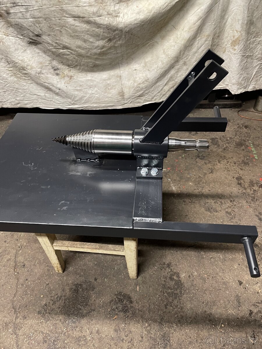 kuželová štípačka dřeva - 2