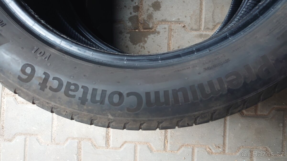 Pneu Continental 235/50 R19V - 2
