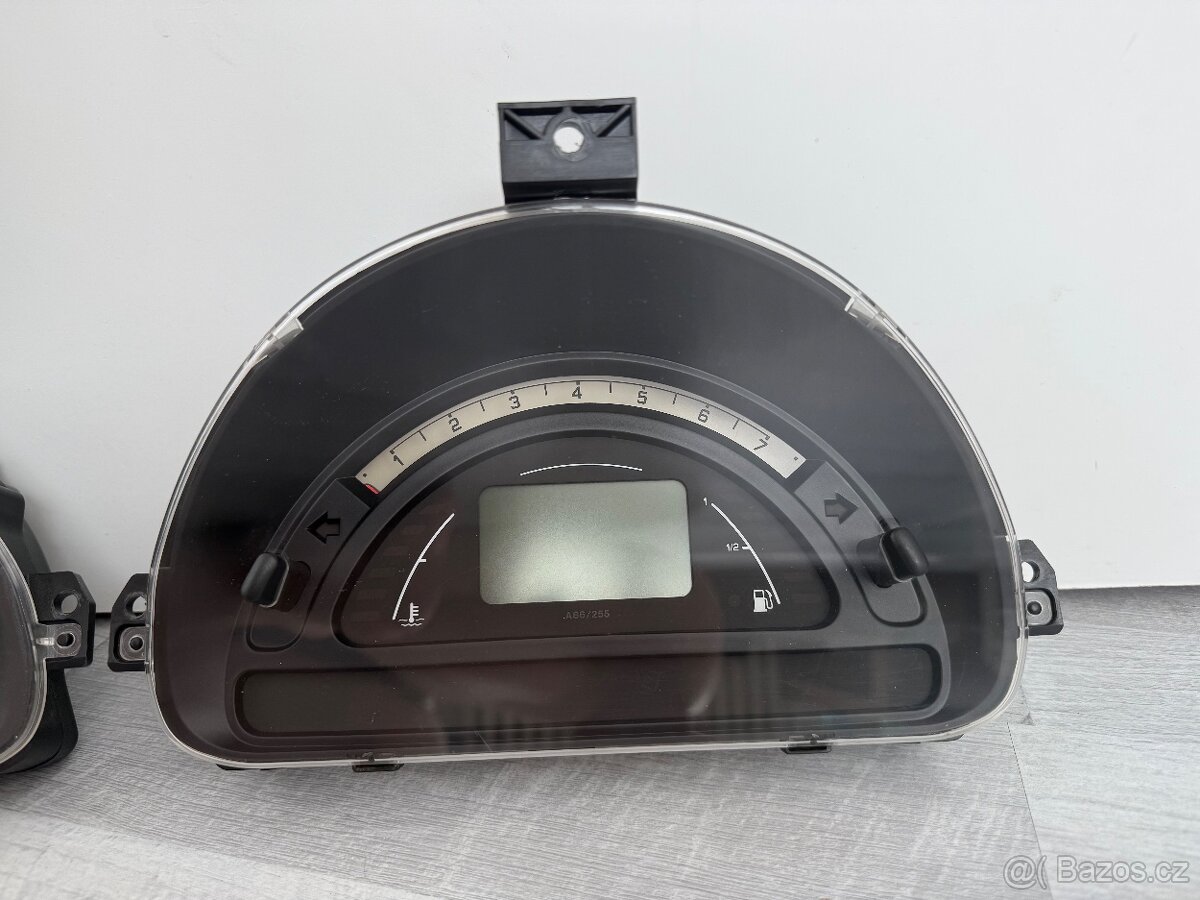 Budíky Citroen C2,C3 - 2