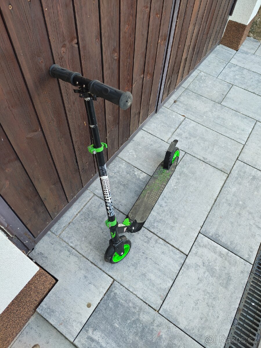 Dětská koloběžka - 2