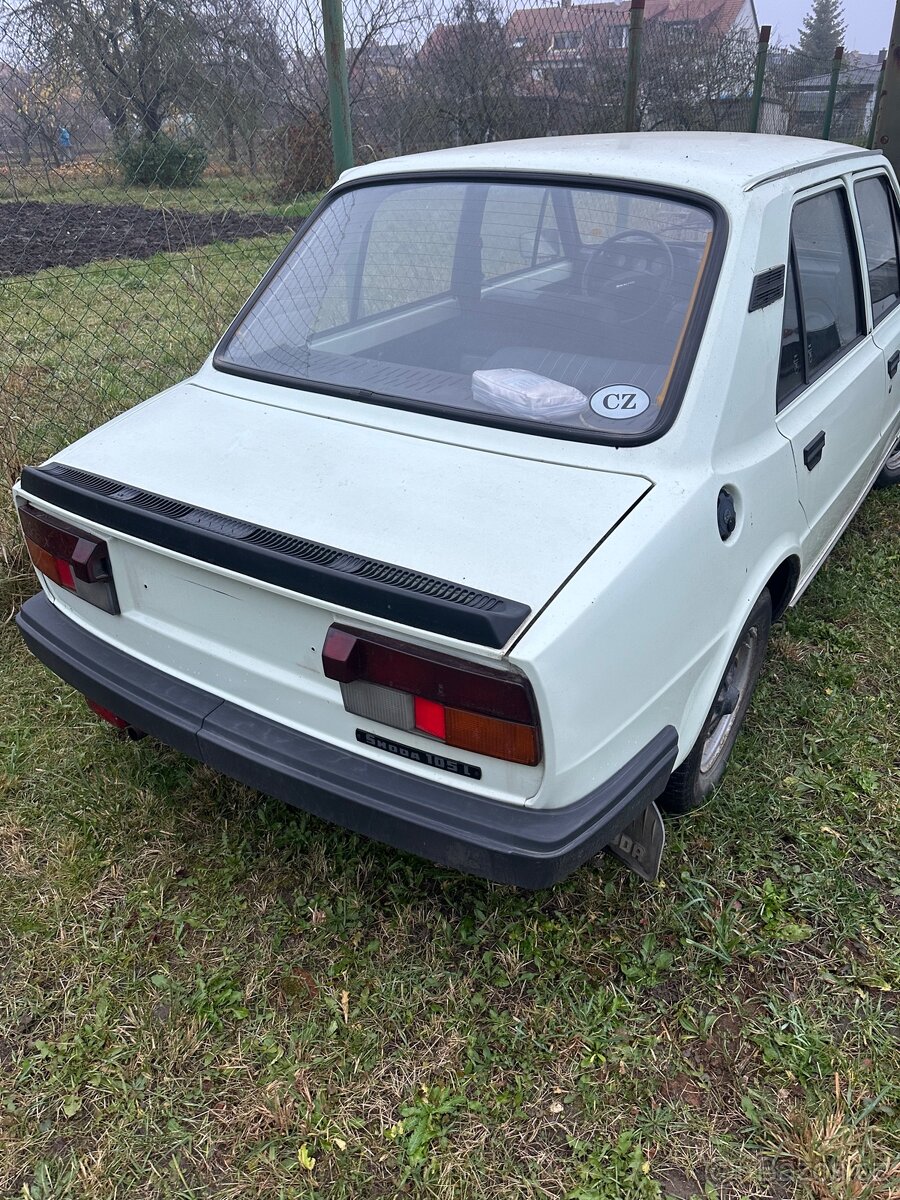 Škoda 105L - 2