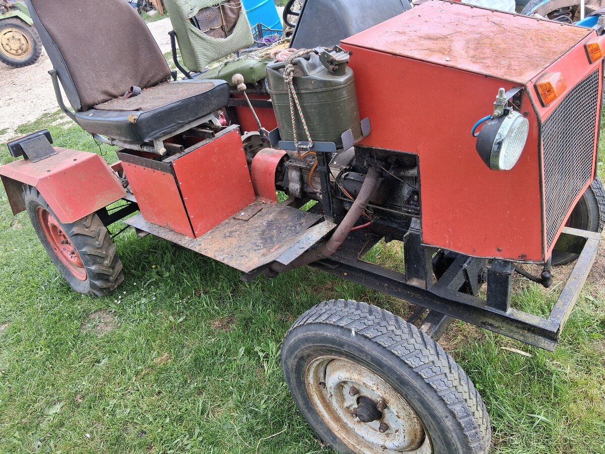 Trakturek malotraktor - 2