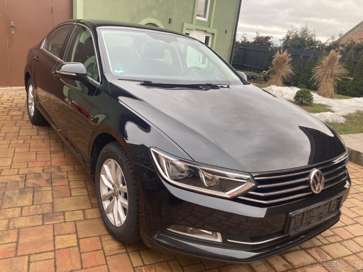 Volkswagen Passat - 2