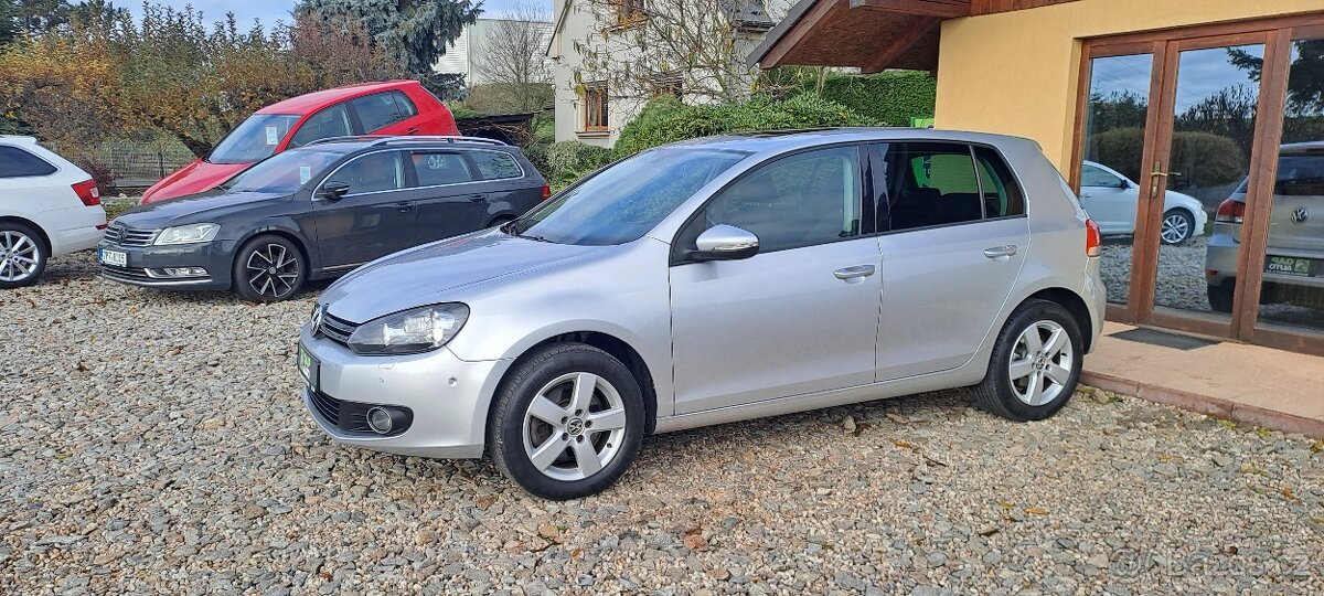 Volkswagen Golf 2.0 TDI 103kW - 2