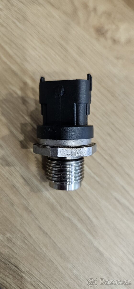 Snímač tlaku paliva Bosch - 2