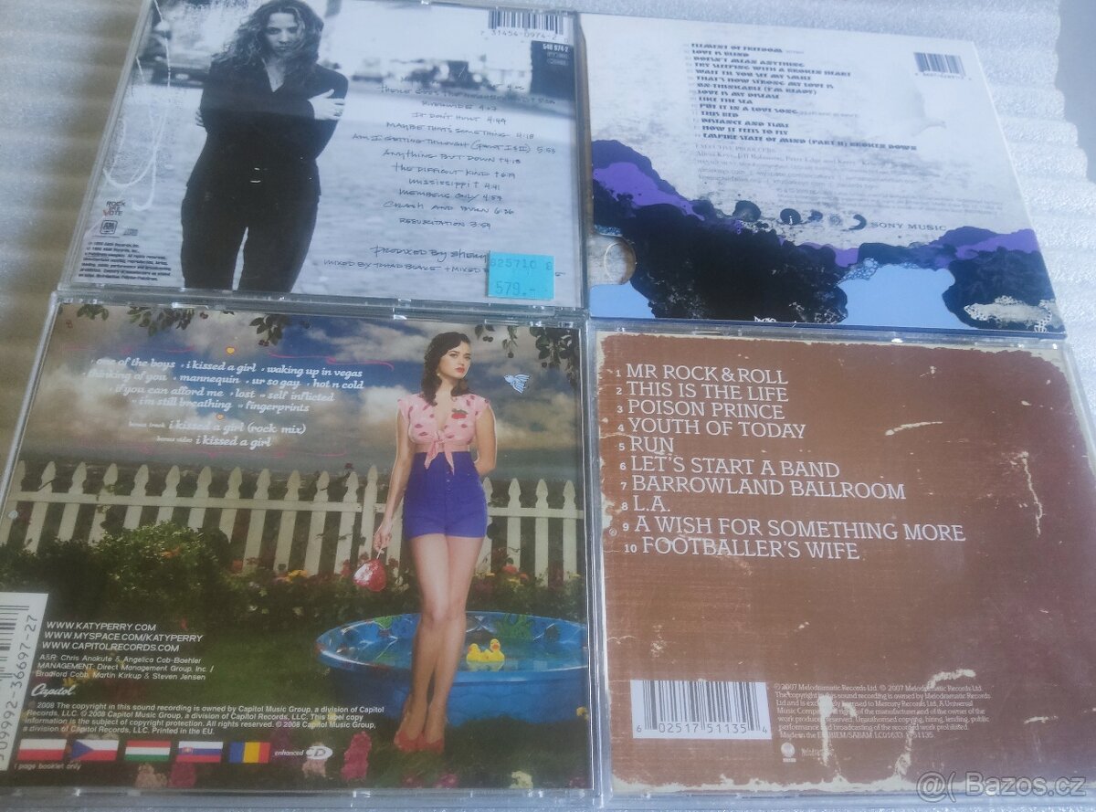 Cd - S. Crown , A. Keys , K. Perry , A. Macdonald - 2