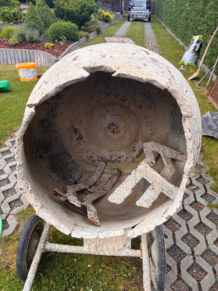 Míchačka na beton - 2