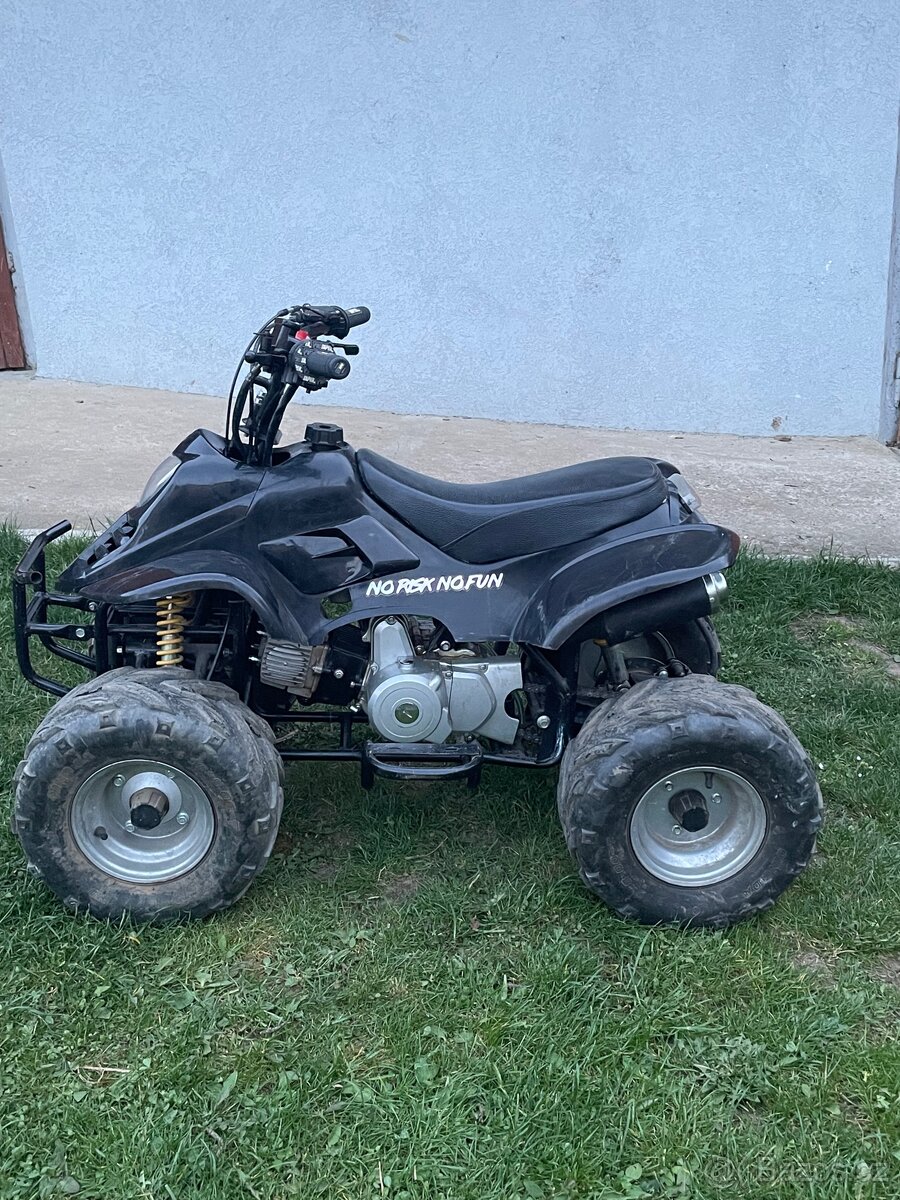 Čtyřkolka/Atv 110ccm - 2